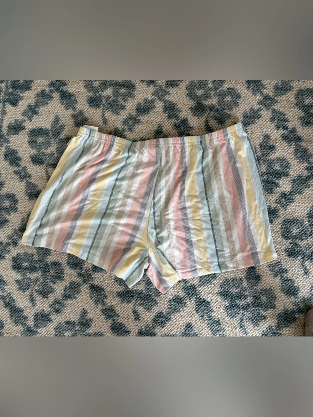 Ellen  Degeneres Rainbow Stripe Short Pajama Set